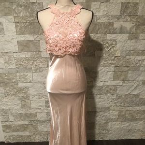 Faviana pink long gown sz 3/4